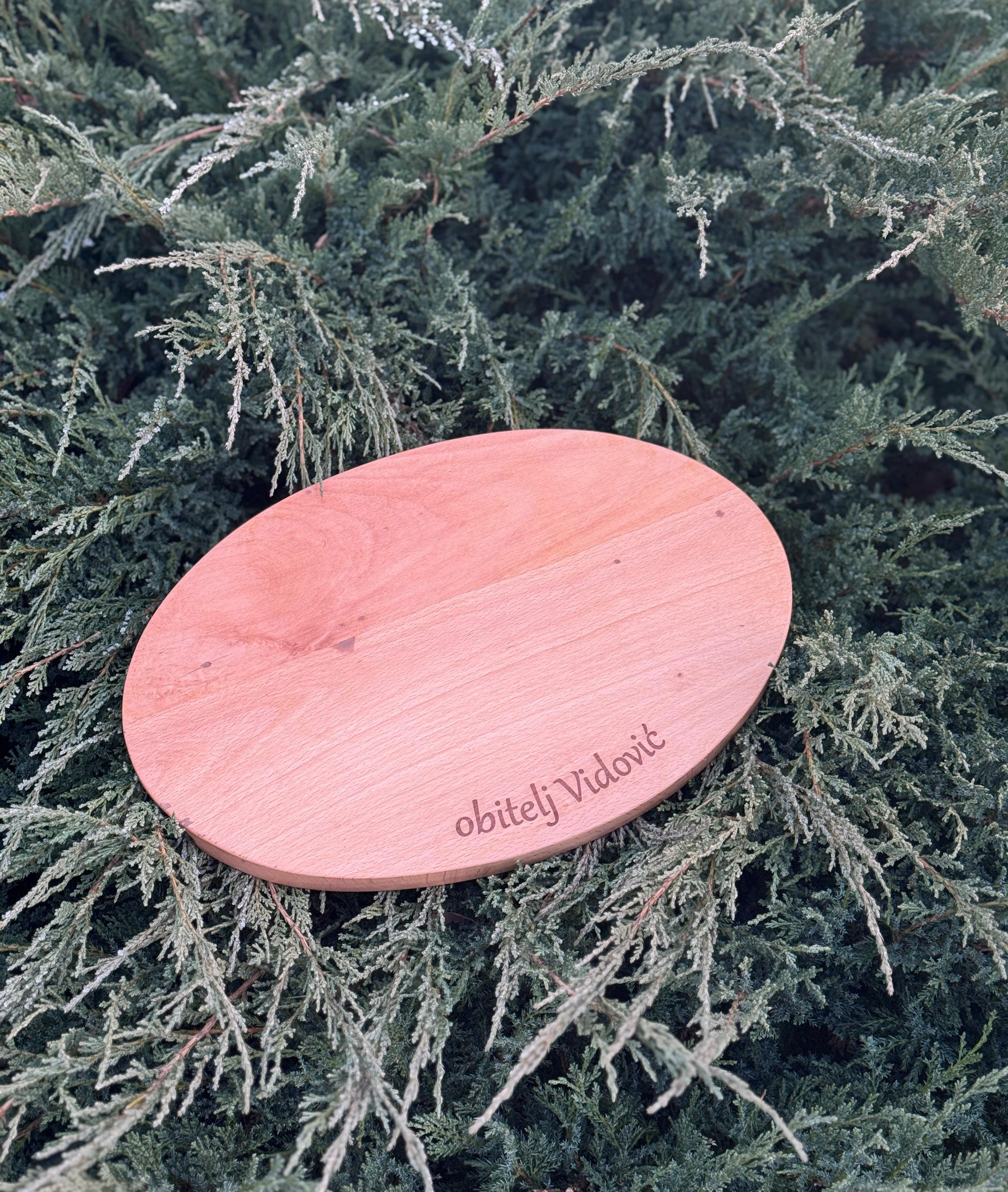 drvena daska za rezanje mesa i sira personalizirani poklon